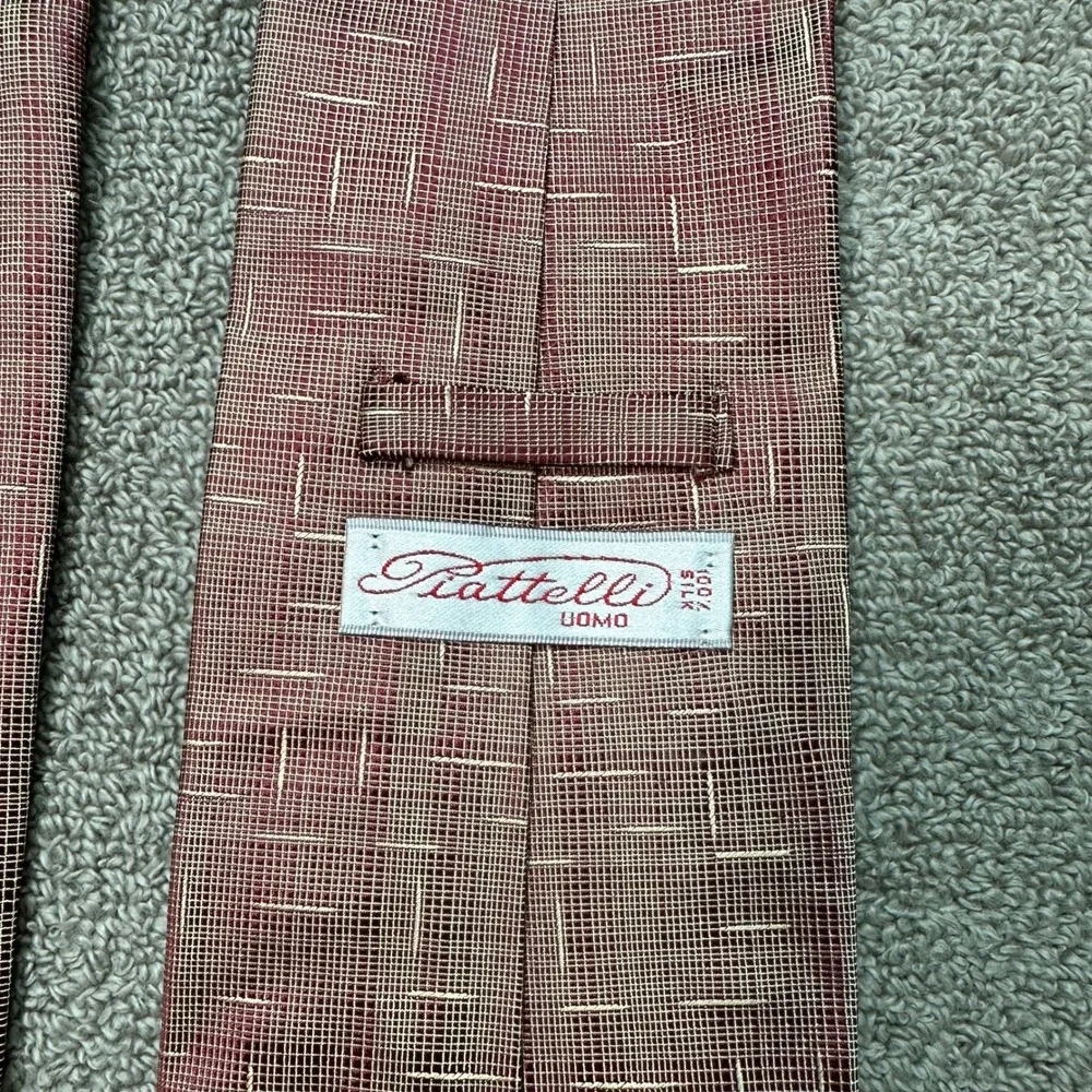 Piattelli Uomo Silk Tie Mens Burgundy Cream Textured Grid Pattern Made in USA